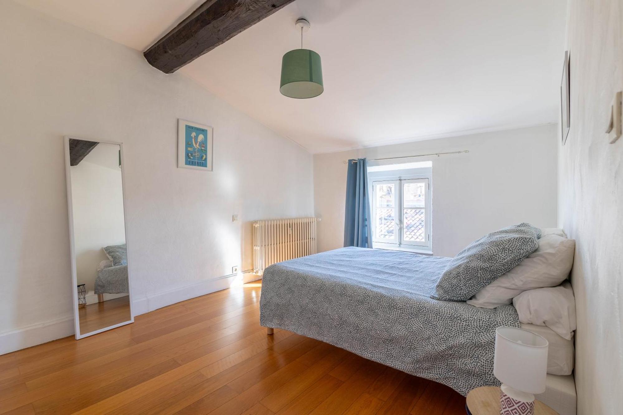 Bel Appartement Avec Cour Au Coeur De La Bastide Carcassonne Bagian luar foto